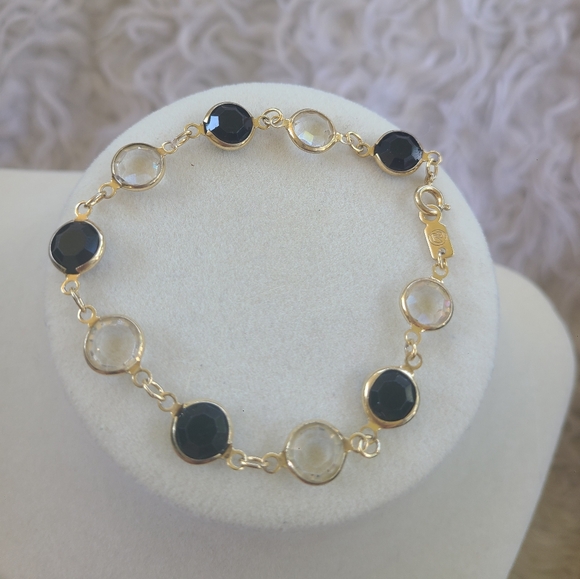 Vintage Swarovski Black and Gold Bracelet-Excellent Condition - Picture 3 of 3